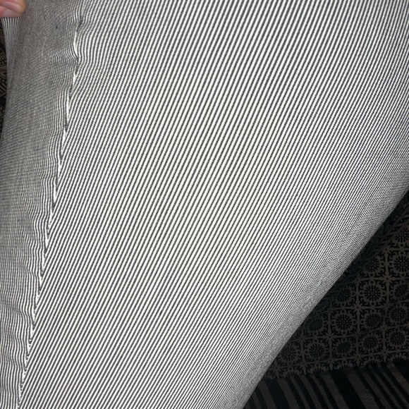 Black and white stripe pants - Picture 2 of 6